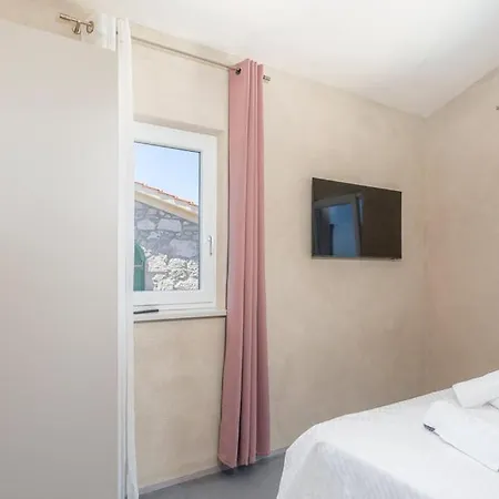 빌라 Villa Jazz - Island Krk Spa - Salt Pool & Sauna *